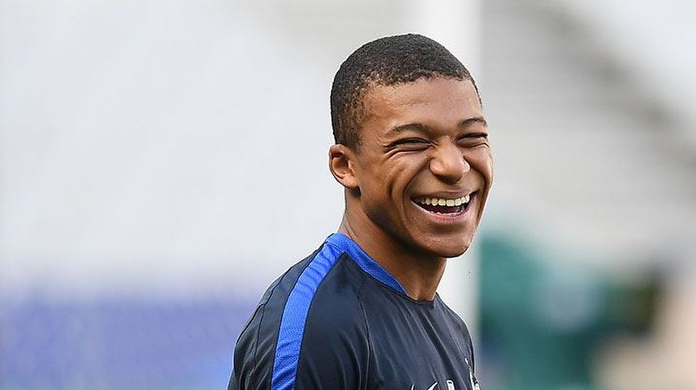Beşiktaş taraftarından Mbappe’ye çağrı