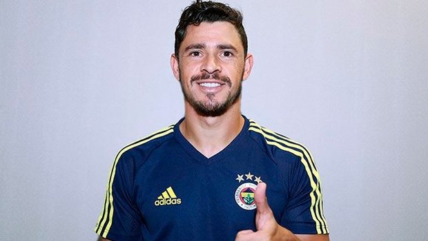 'Fenerbahçe'de Giuliano mu, Soldado mu?