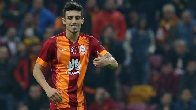 Alex Telles > Porto - 6,5 milyon euro