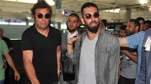 Arda Turan, Galatasaray'a mı dönüyor? Menajeri açıkladı...