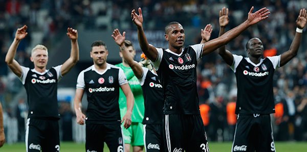 Beşiktaş 4 oyuncusunu altyapıya gönderdi
