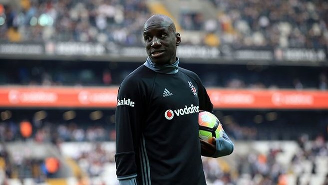 Beşiktaş Demba Ba’yı bekliyor!
