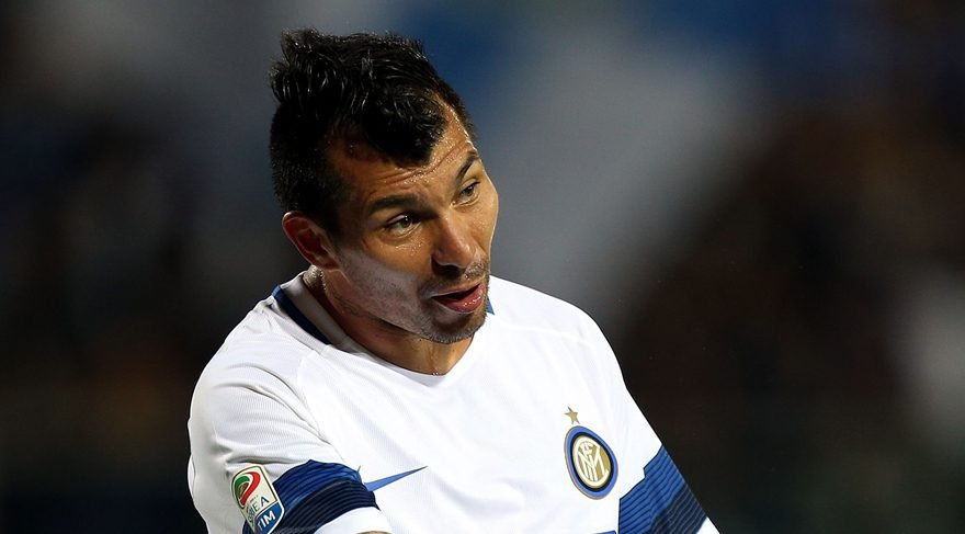Beşiktaş Gary Medel’le anlaştı ancak Inter’e henüz teklif yok!