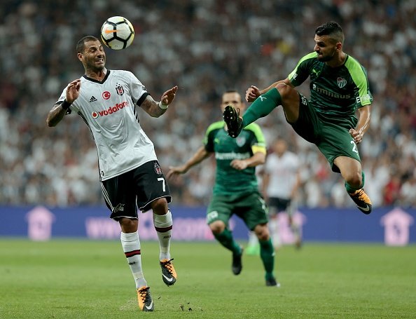 Beşiktaş için transfer iddiası! 