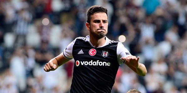 Beşiktaş taraftarından milli tepki