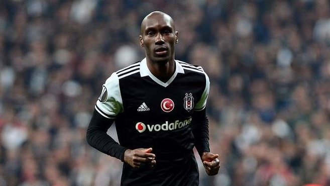Beşiktaş'ta Atiba'nın bölgesine sürpriz isim