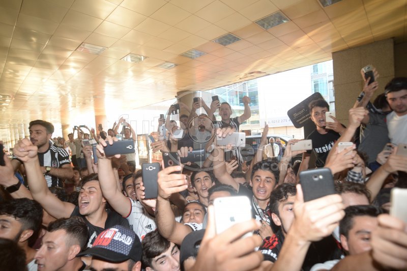 Beşiktaş'ta Negredo'nun alacağı ücret