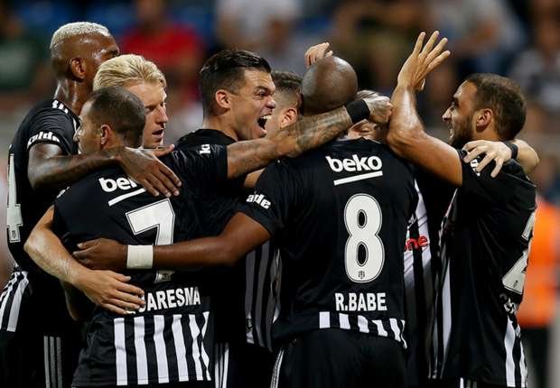 'Beşiktaş'tan Vodafone Arena'da hazırlık maçı kararı