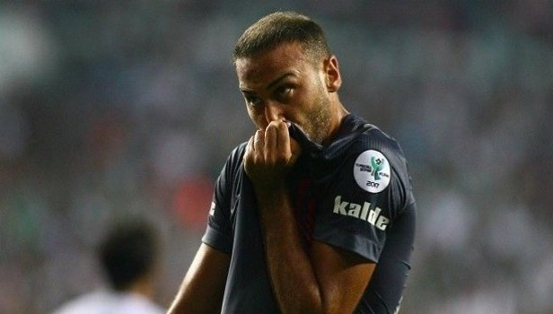 Cenk Tosun'dan tepki! 