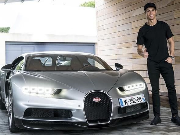 Cristiano Ronaldo - Bugatti Veyron