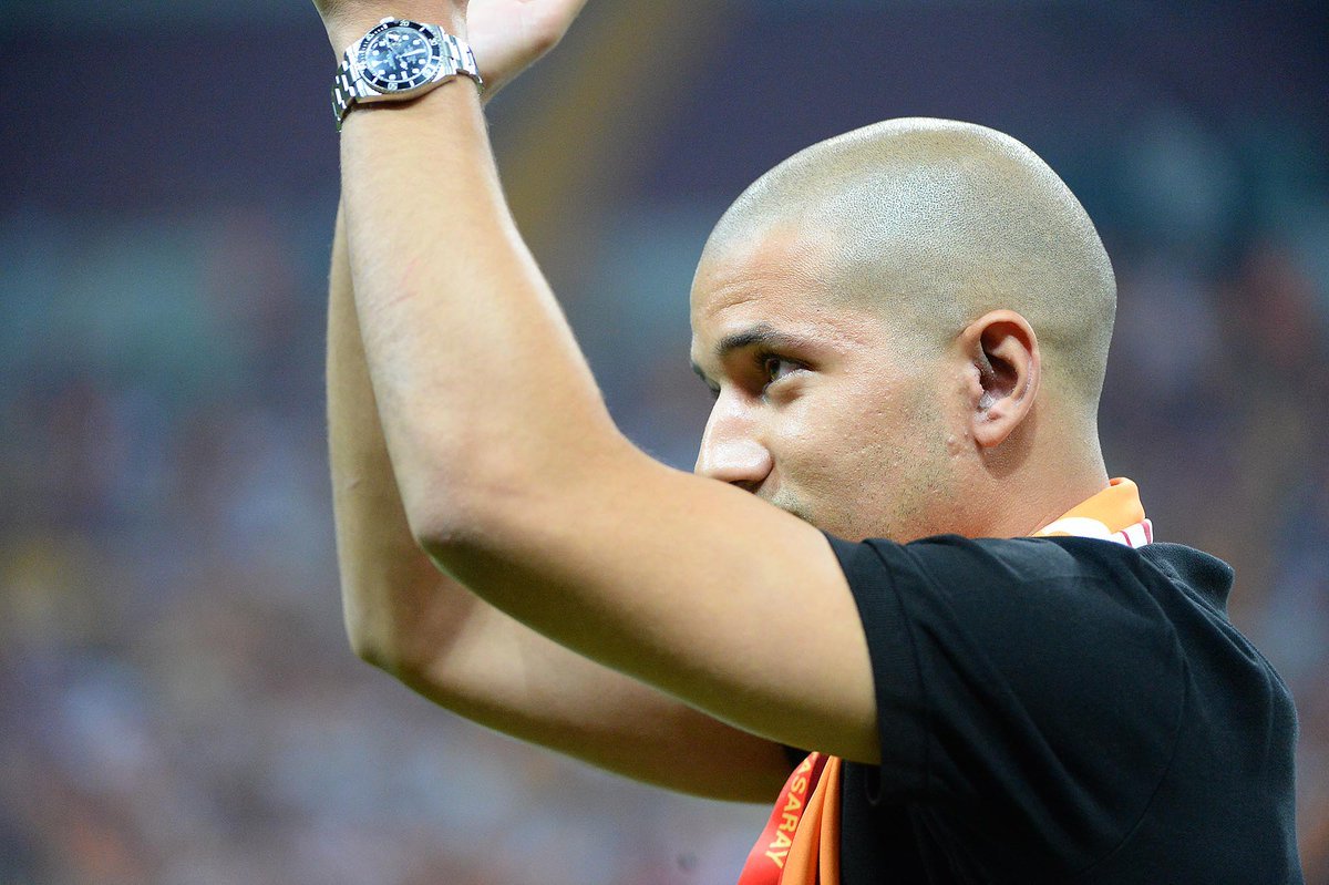 'Feghouli'nin sözleşmesinde ilginç madde
