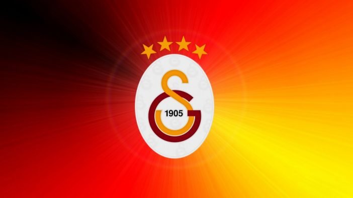 Fenerbahçe ve Galatasaray aynı futbolcuya talip! 