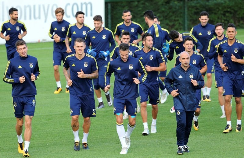 Flaş! Fenerbahçe'ye yıldız yağacak! İşte o isimler