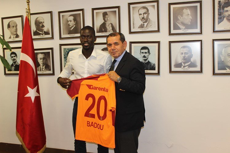 'Galatasaray Badou Ndiaye transferine servet ödedi