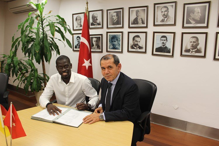 Galatasaray taraftarından Ndiaye tepkisi