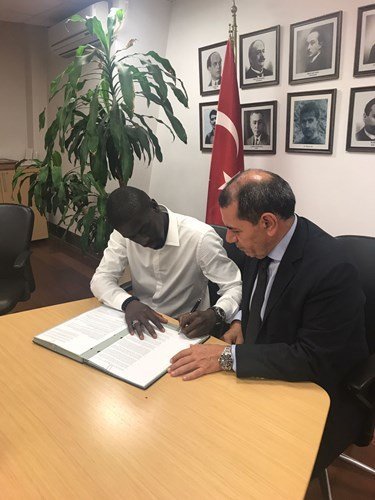 Galatasaray taraftarının Ndiaye tepkisi