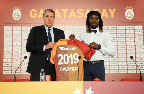 'Galatasaray'da Luis Cavanda'nın uyanıklığı