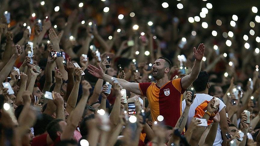 'Galatasaray'dan flaş karar! Kombine...