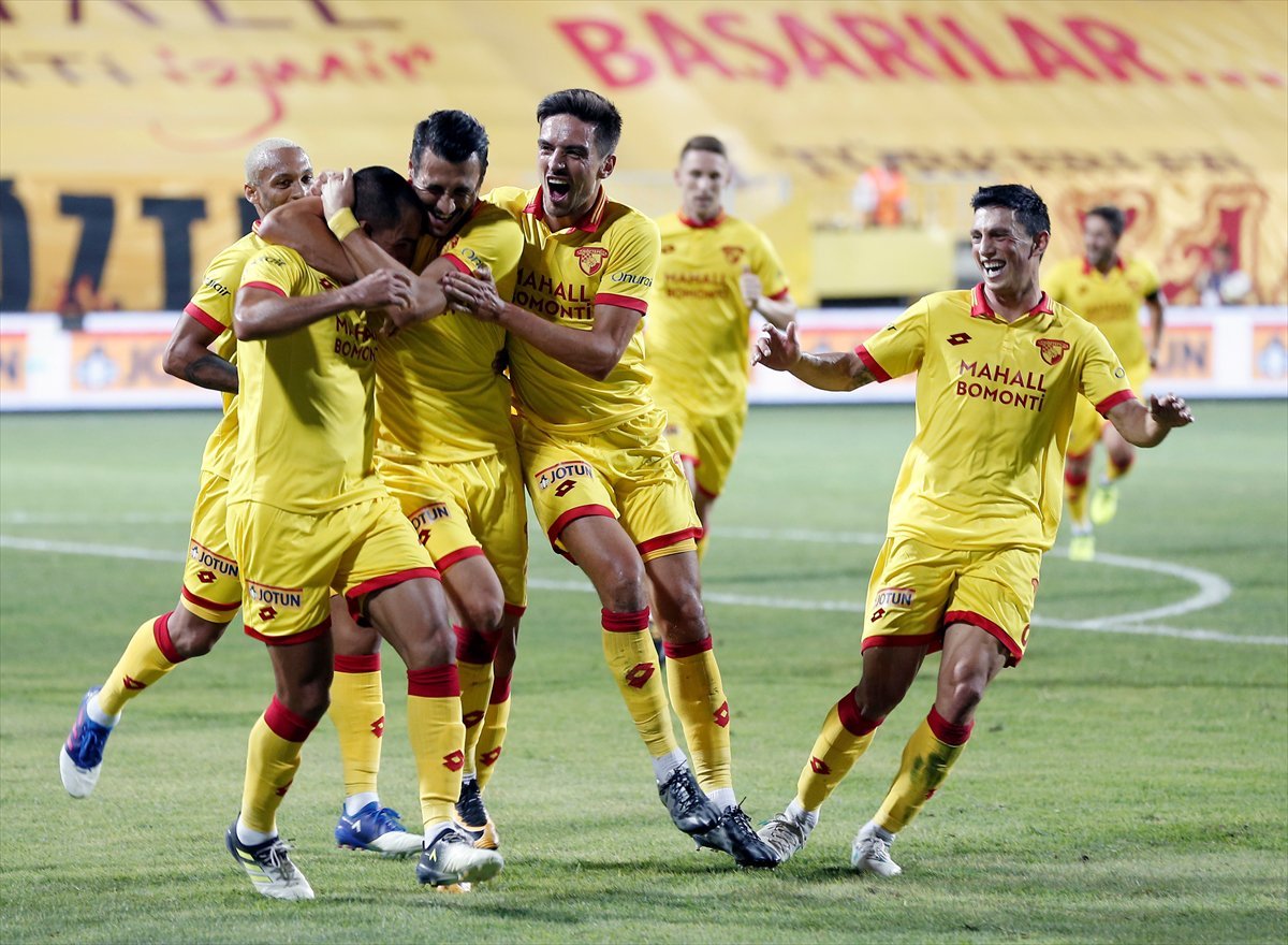 GÖZTEPE’NİN SAĞ KANADI AKSADI