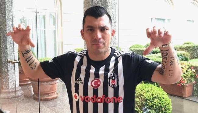 Medel'den olay sözler! 