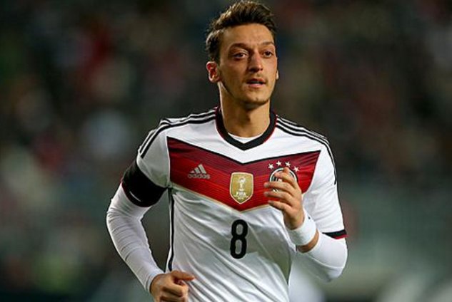 MESUT ÖZİL -- Türkiye yerine Almanya