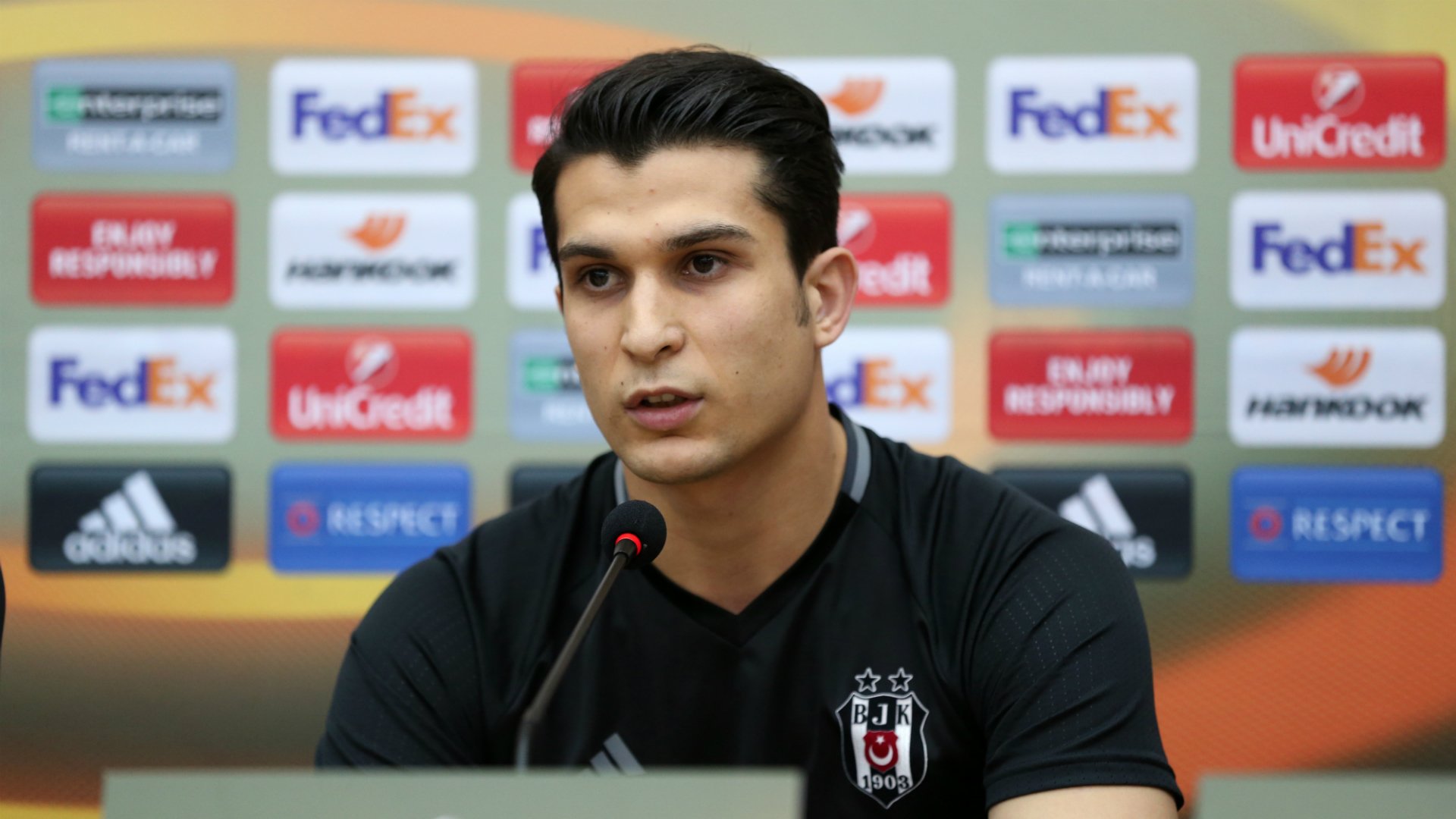 Necip Uysal 20