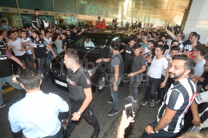'Beşiktaş'ın yeni golcüsü İstanbul'da
