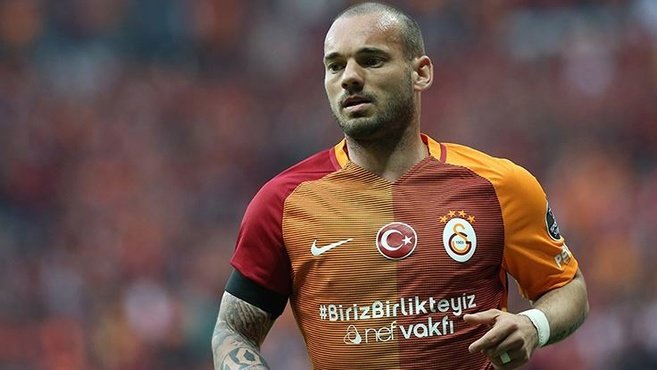 Nice, Sneijder için ısrarcı!