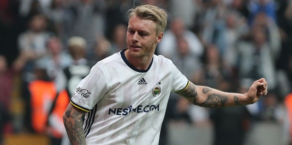 Sevilla’ya transfer olan Kjaer Fenerbahçe’ye veda etti!