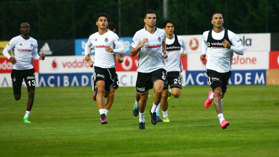 Beşiktaş, Karabükspor maçı hazırlıklarına devam etti