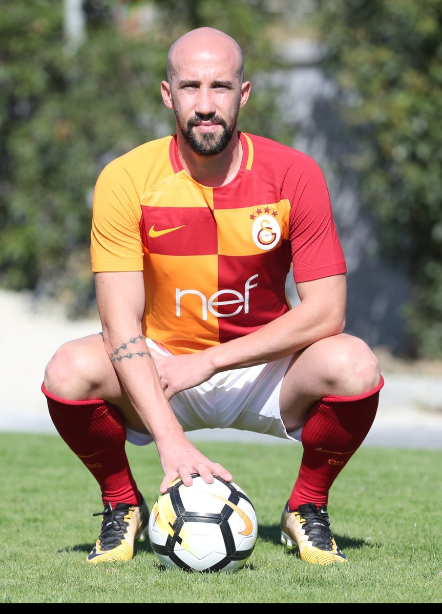 Galatasaray, Latovlevici’yi KAP’a bildirdi