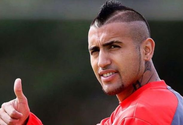 ARTURO VIDAL - 87 