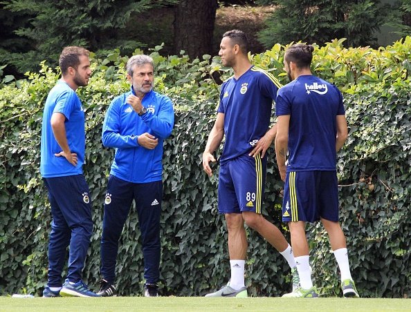 'Aykut Kocaman'dan 2 yıldıza gözdağı! 