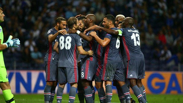 Beşiktaş'a transferde dev gözaltı! 4 isim...