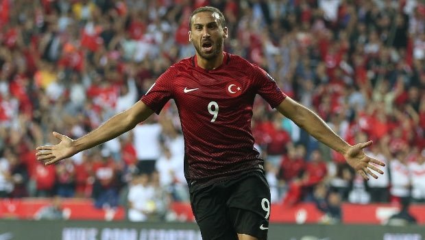 'Beşiktaşlı Cenk Tosun, Milli Takım'da büyülüyor