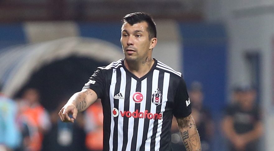 Beşiktaş'ta görev değişikliği! Medel...
