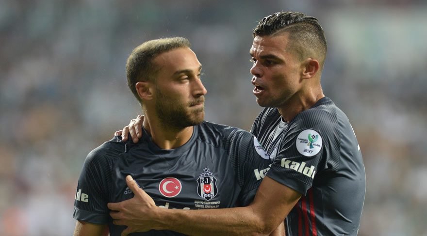 Beşiktaş’ta Pepe’ye büyük gurur! FIFA açıkladı