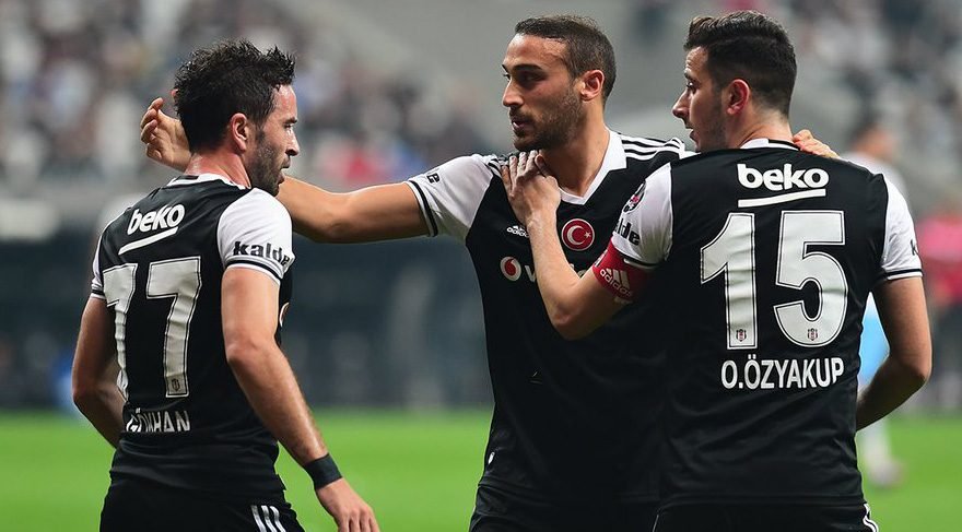 Beşiktaş'tan 4 futbolcuya Avrupa'dan dev talipler