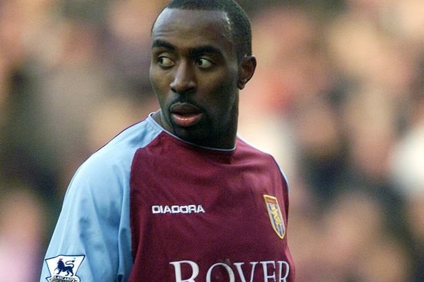 Darius Vassell: ’’Türkiye’de tuvaletler yerdeki bir delik gibiydi’’