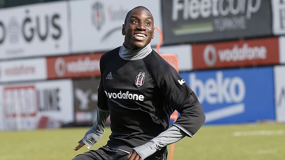 Demba Ba için bir ihtimal daha var