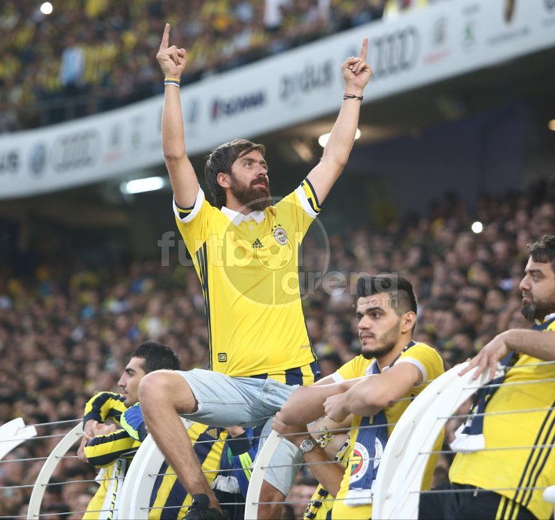 Derbiyle ilgili TV'de yayınlanmayan kareler!