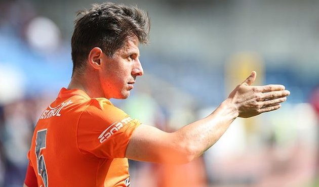 Emre Belözoğlu Fenerbahçe’den teklif aldı mı?