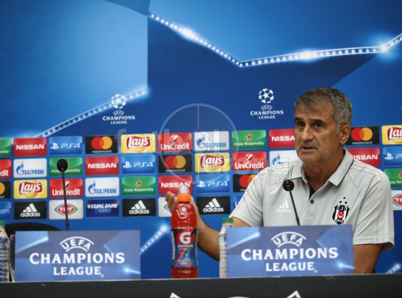 'Şenol Güneş ve Cenk Tosun'un basın toplantısından kareler