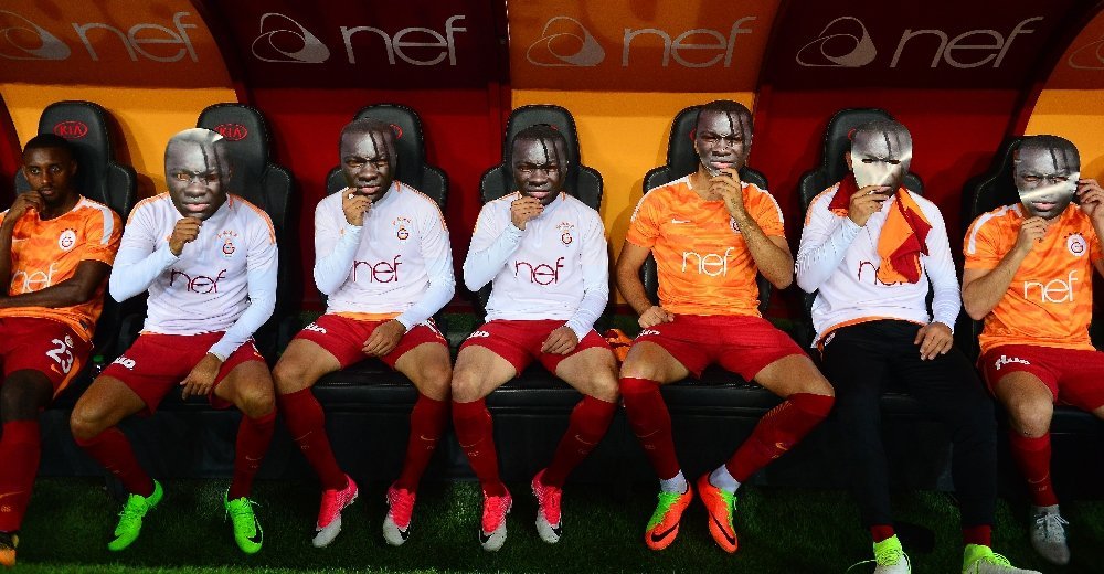 Eren Derdiyok'tan Gomis için flaş sözler!