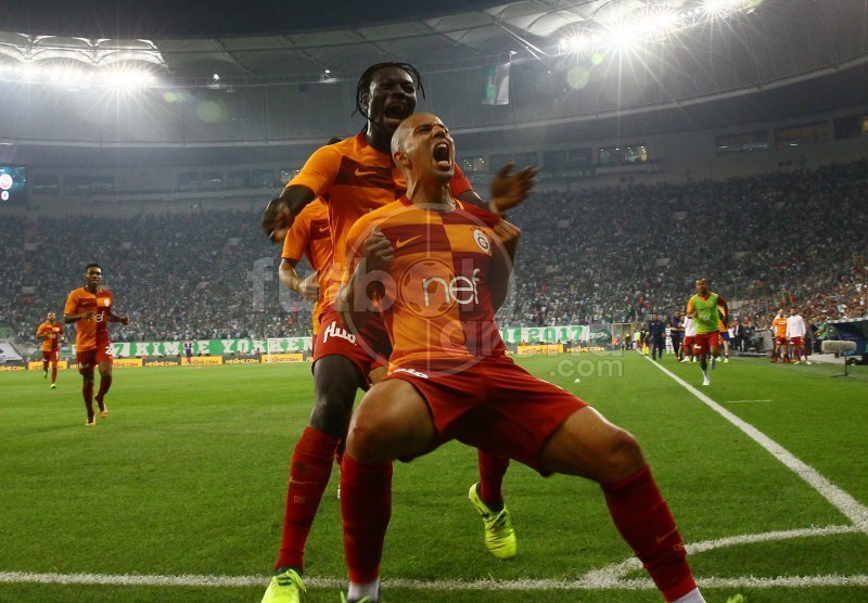 'Feghouli için flaş karar! Golü attı ve...