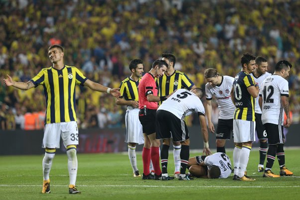 Fenerbahçe'de Beşiktaş'ın fişini çeken futbolcu