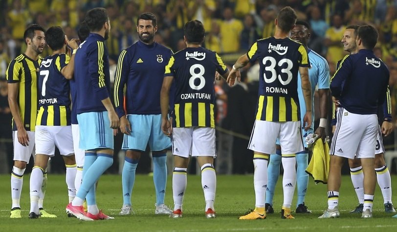 Fenerbahçe'de şaşırtan görüntü! Kulübede...