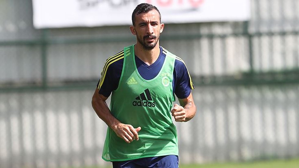 Fenerbahçe’de Skrtel’den sonra Mehmet Topal şoku