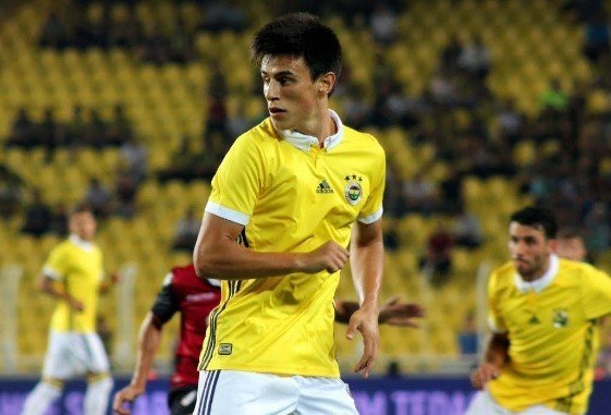 Fenerbahçe'den sürpriz hamle! Yeni Eljif Elmas'lar...