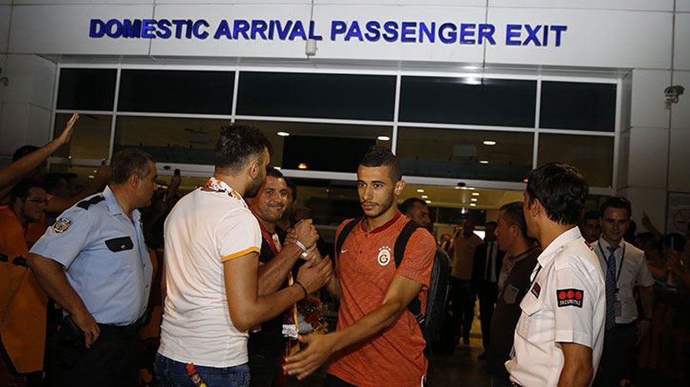 Galatasaray, Antalya’ya geldi